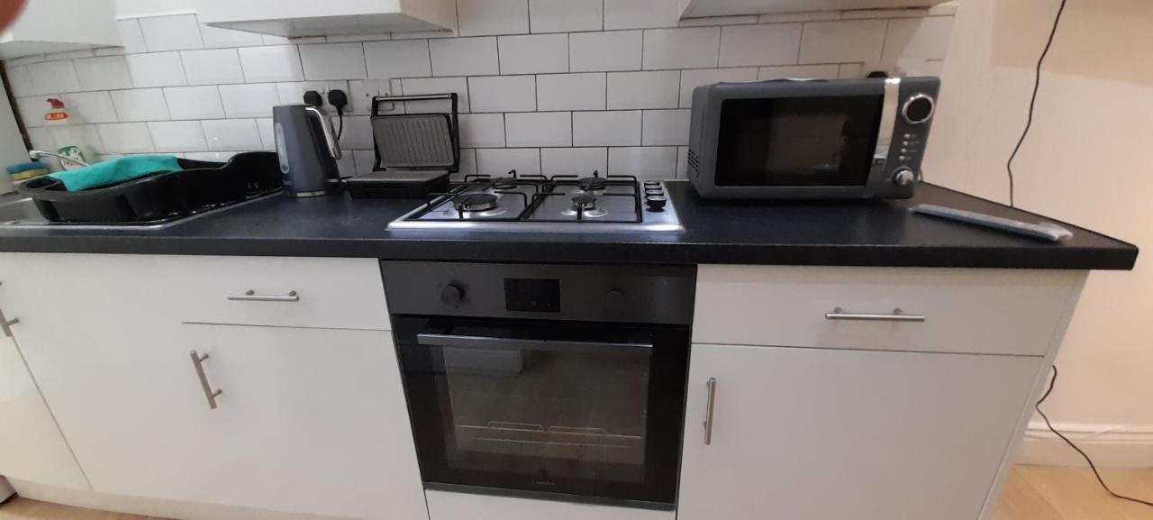 Comfy Fenia Quarto em Acomodações Particulares