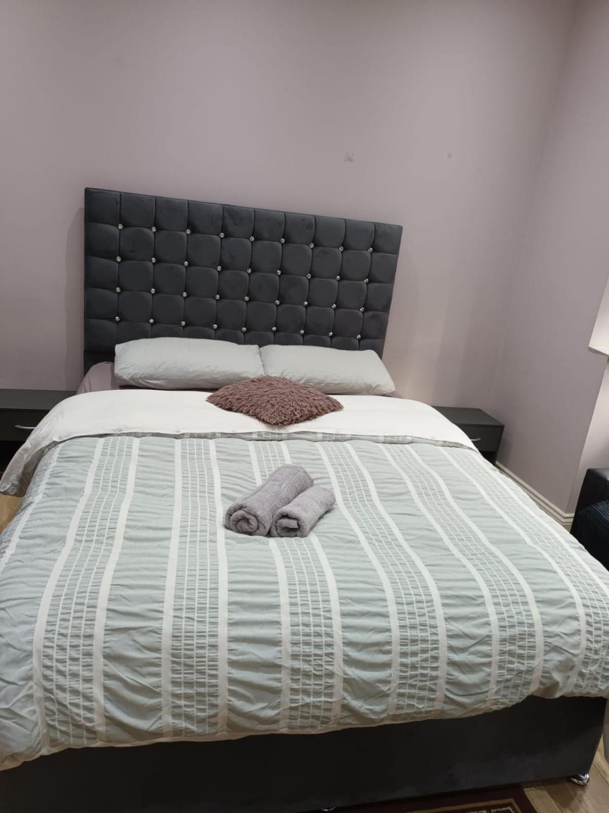 Comfy Fenia Quarto em Acomodações Particulares *