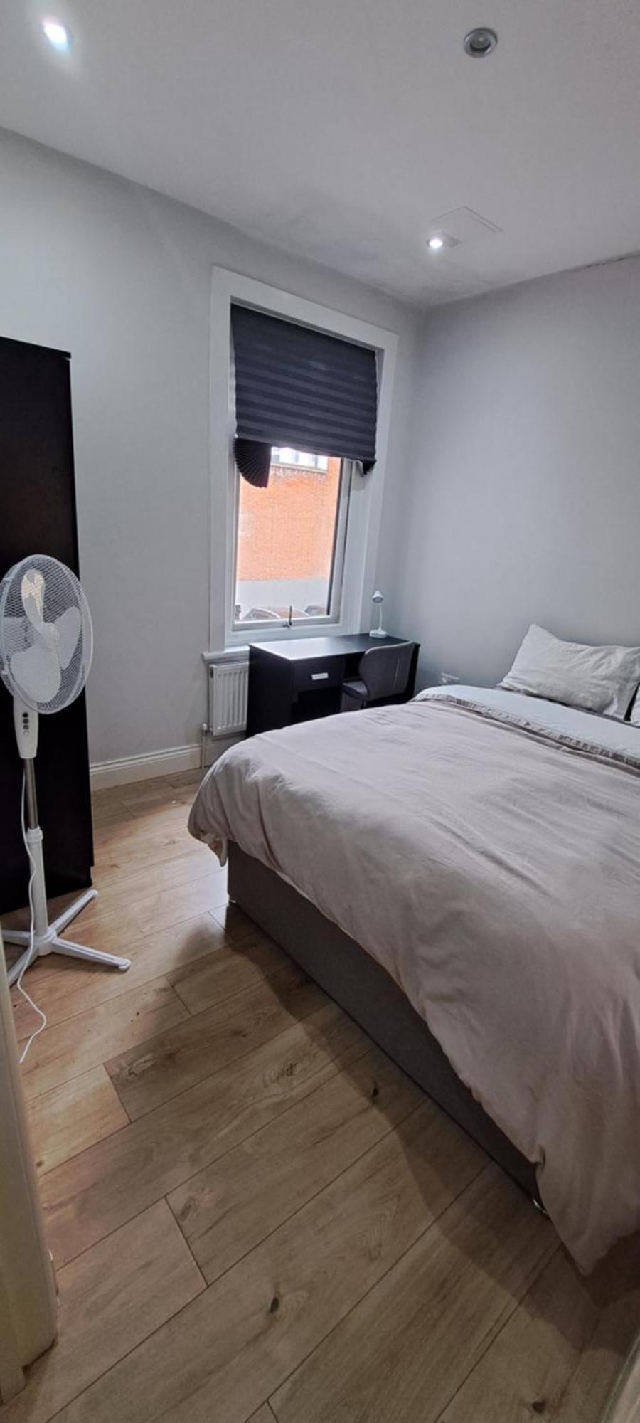 Comfy Fenia Quarto em Acomodações Particulares Londres